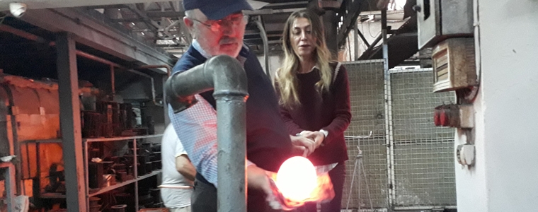 Hülya Gökhan Cam Dostları Ailesine Katıldı