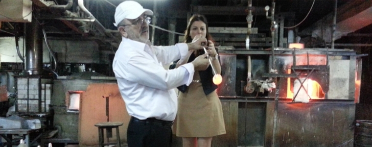 Fulya Buket Onaran Cam Dostları Ailesine Katıldı