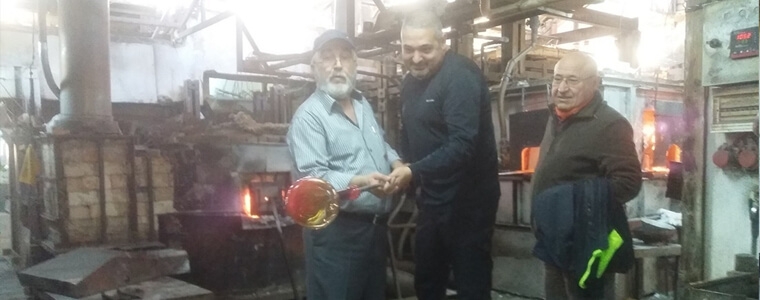 Mahmud Medhana Cam Dostları Ailesine Katıldı