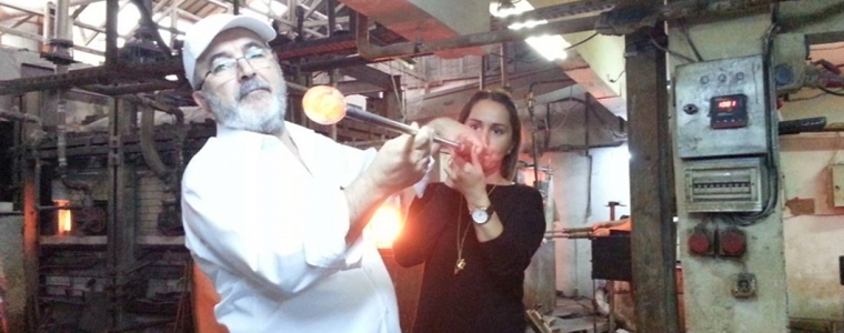 Nuray Gedik Cam Dostları Ailesine Katıldı