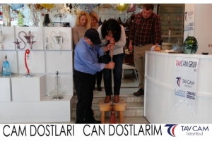 Büşra ve Ayşe Erdem, Perran Gergin