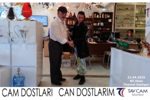 Nil Akan ve Chantal Gsteiger