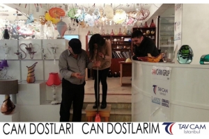 Stefani Yzynova ve Monica İvanova